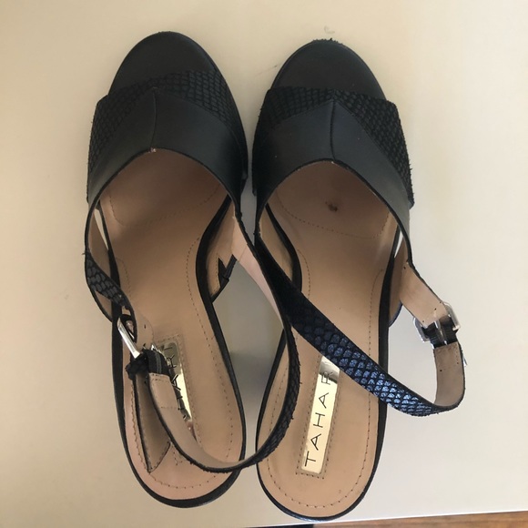 Tahari Kingston Block Slingback Heels. Size 8 - Picture 4 of 10